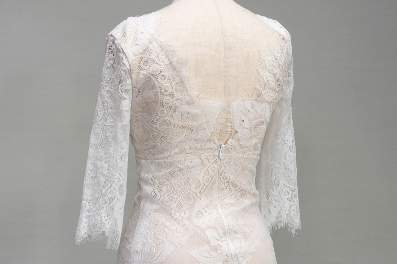 総レースナチュラルドレス