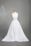 ホルターネックプリンセスドレス