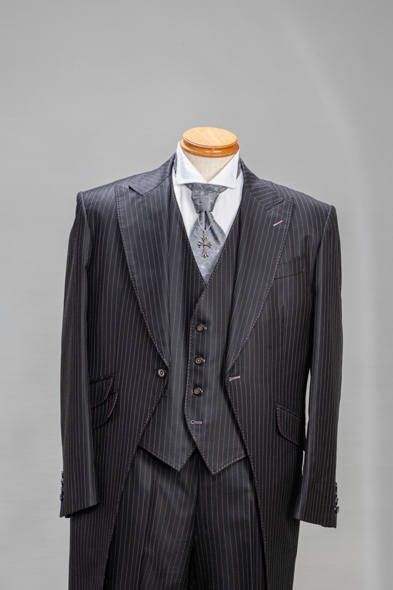 黒地・ストライプ・リバーシブルベスト