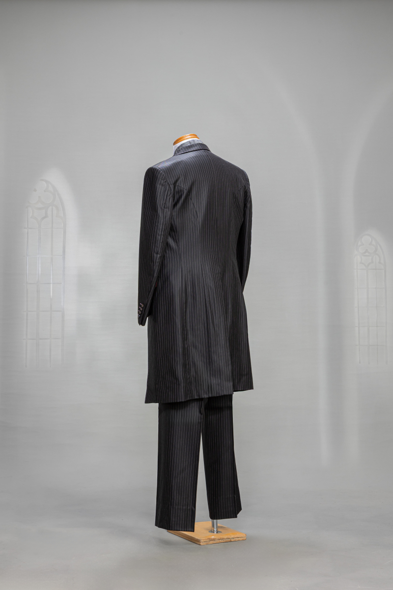 黒地・ストライプ・リバーシブルベスト