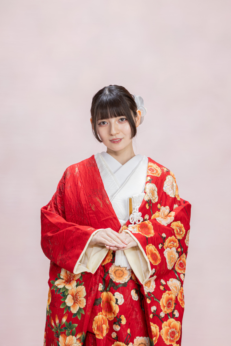 赤の色打掛・牡丹・菊