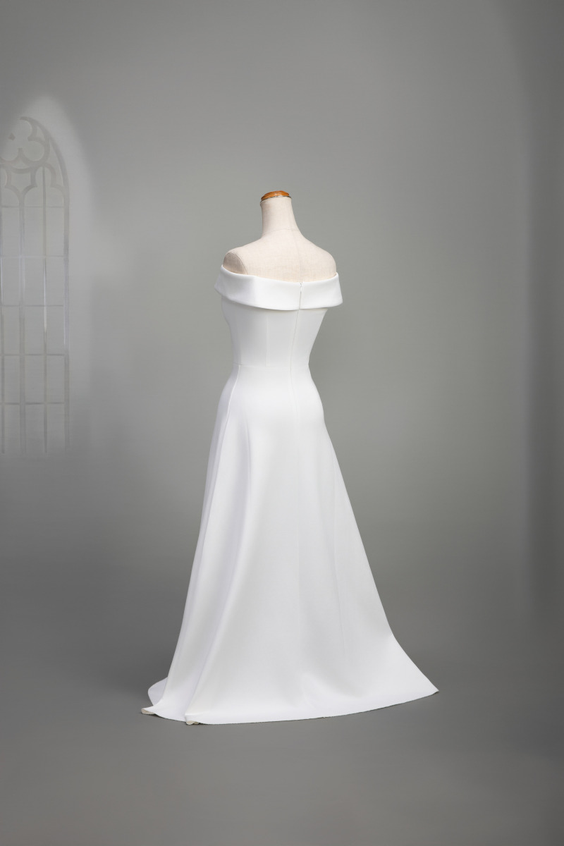 カシュクールドレス