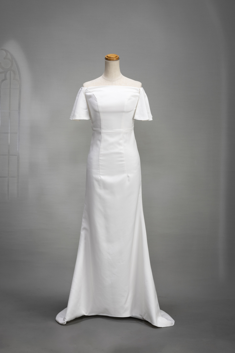 ショートスリーブオフショルドレス