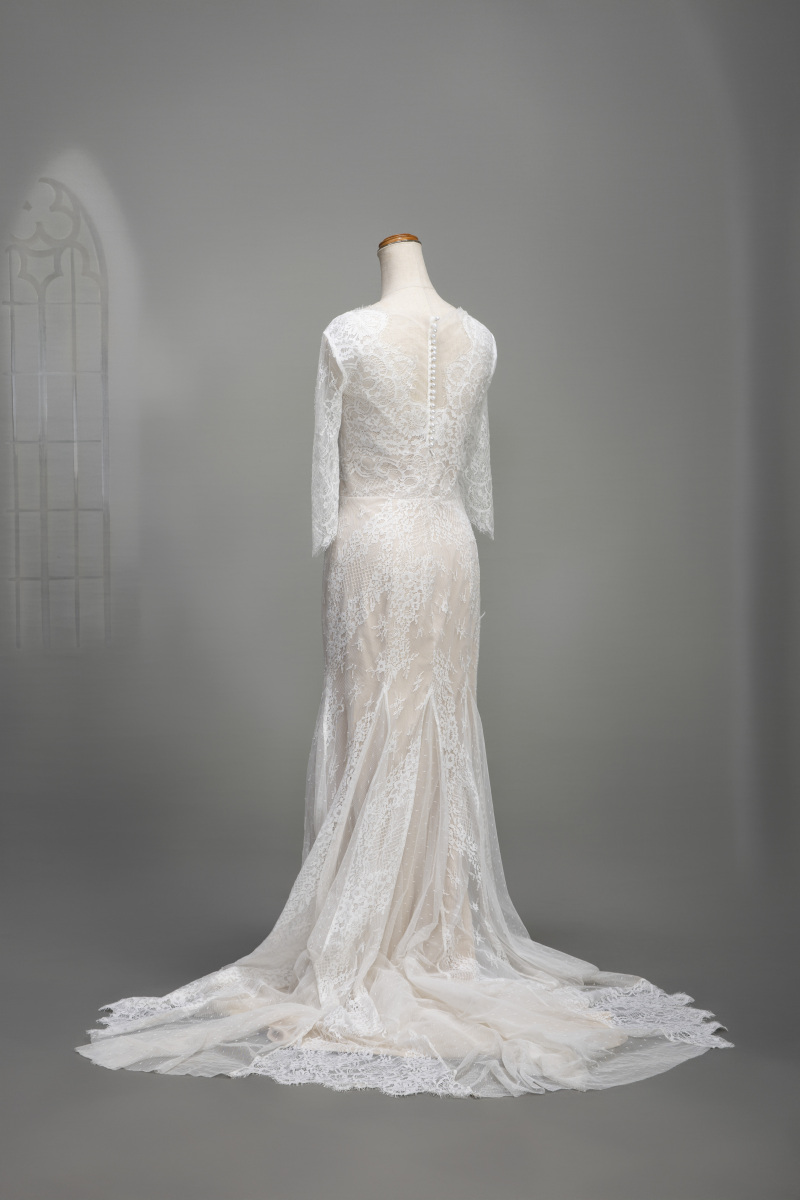 総レースプリーツドレス