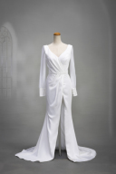 スリットロングスリーブドレス