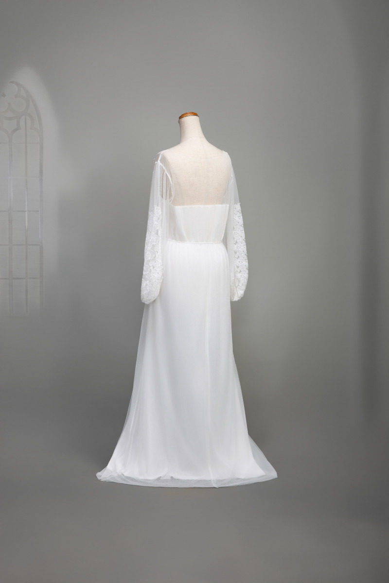 フラッフィードレス