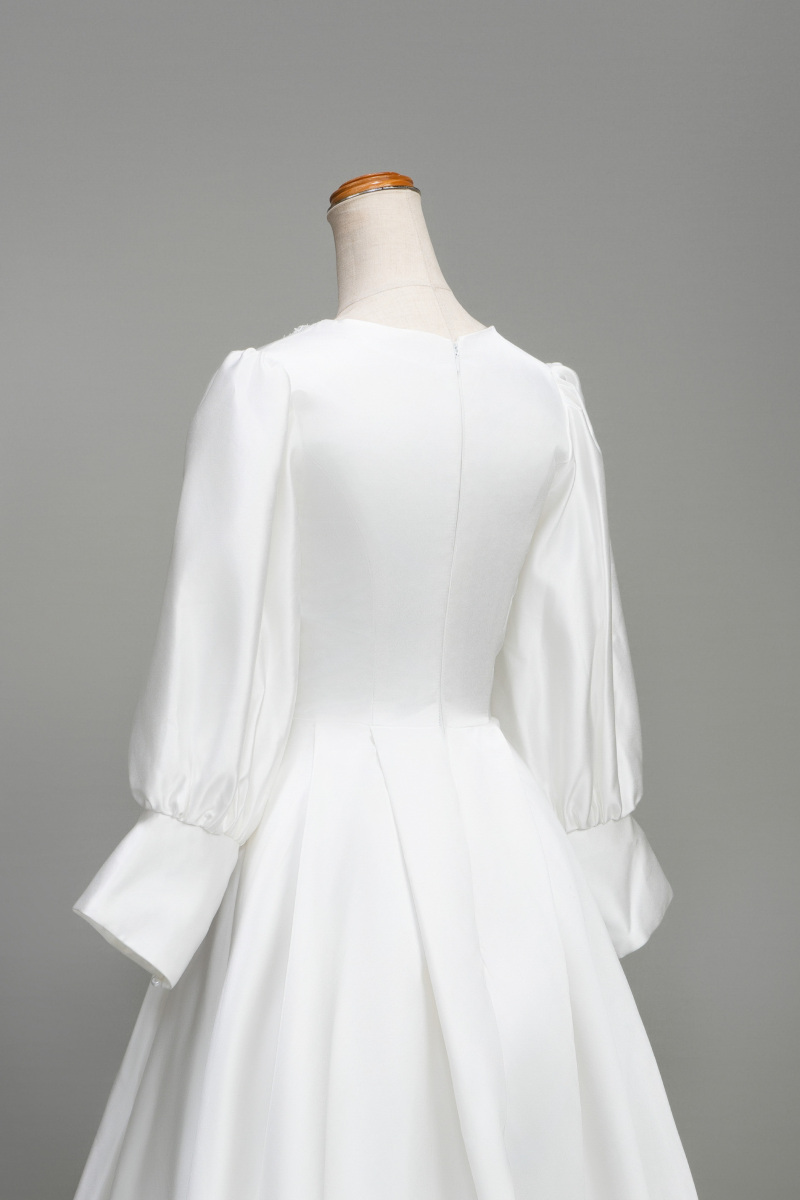 クラシカルドレス