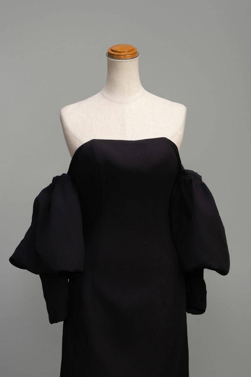 2way付け袖ブラックドレス