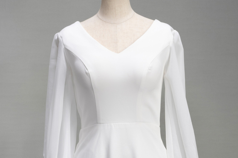 ロングスリーブドレス