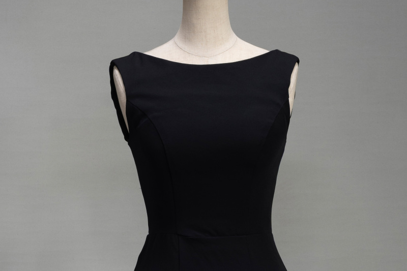 シンプルノースリドレス　ブラック