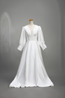 クラシカルドレス