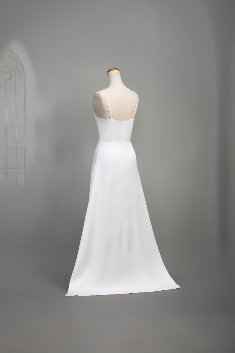 トレーンキャミドレス