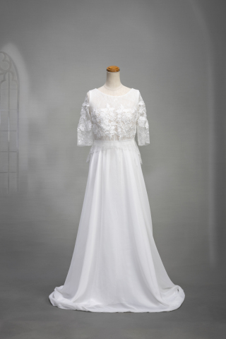 セパレート風トレーンドレス