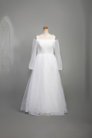 オープンショルダードレス