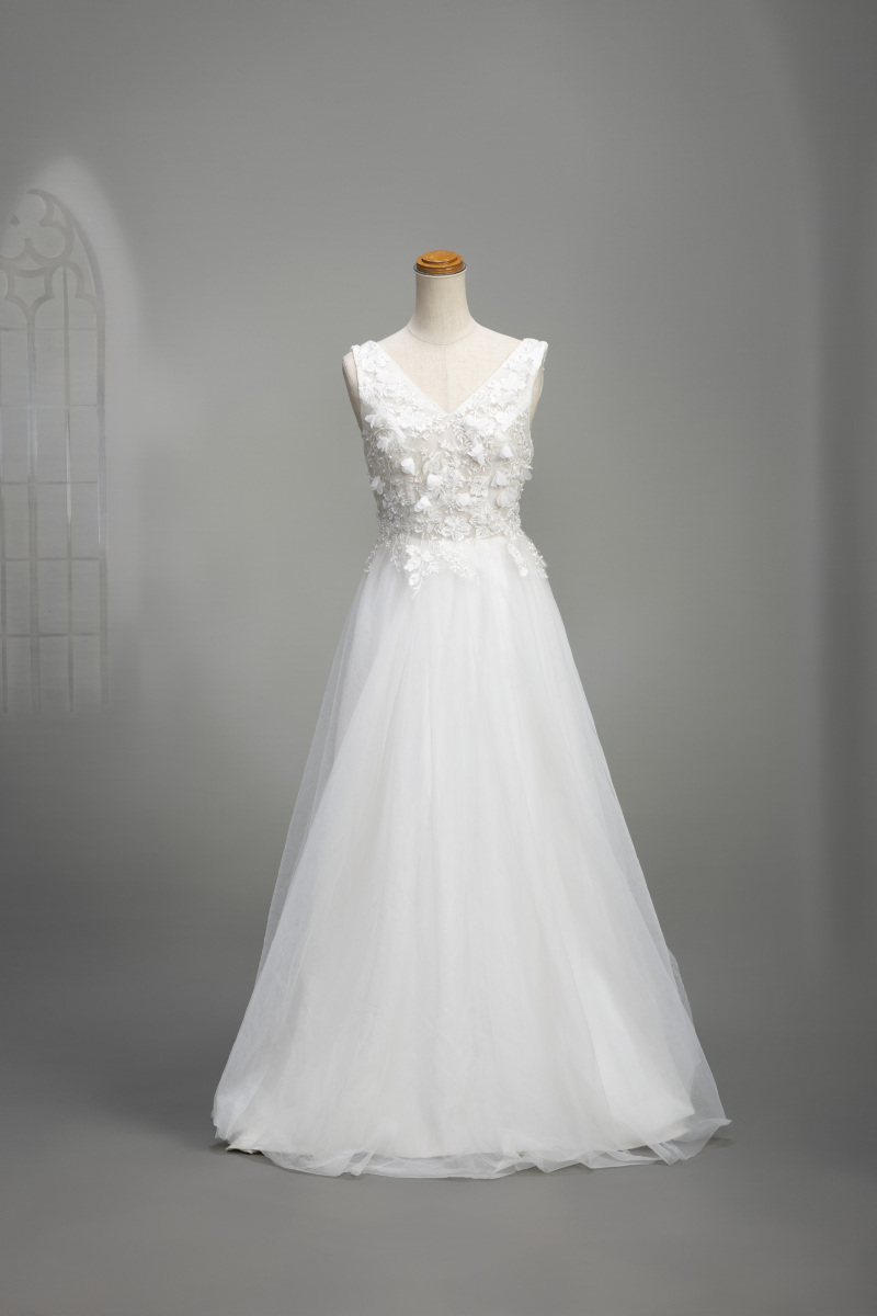 ペタル刺繍ドレス