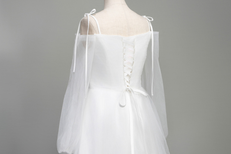 オープンショルダードレス