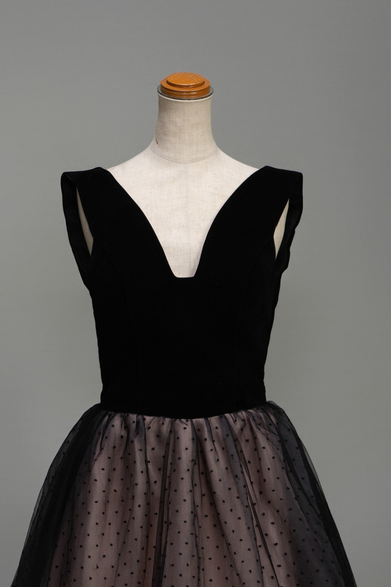 ドットチュールドレス