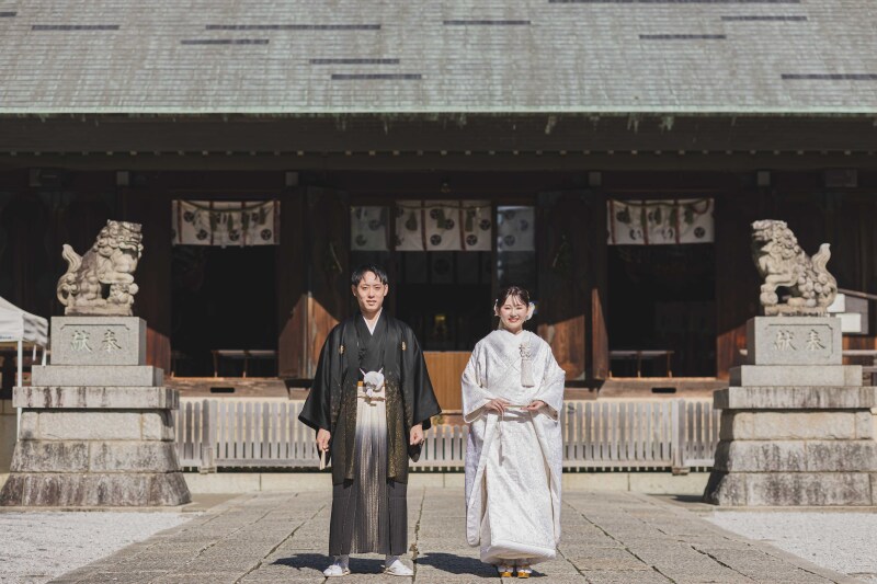 歴史ある神社で撮影
