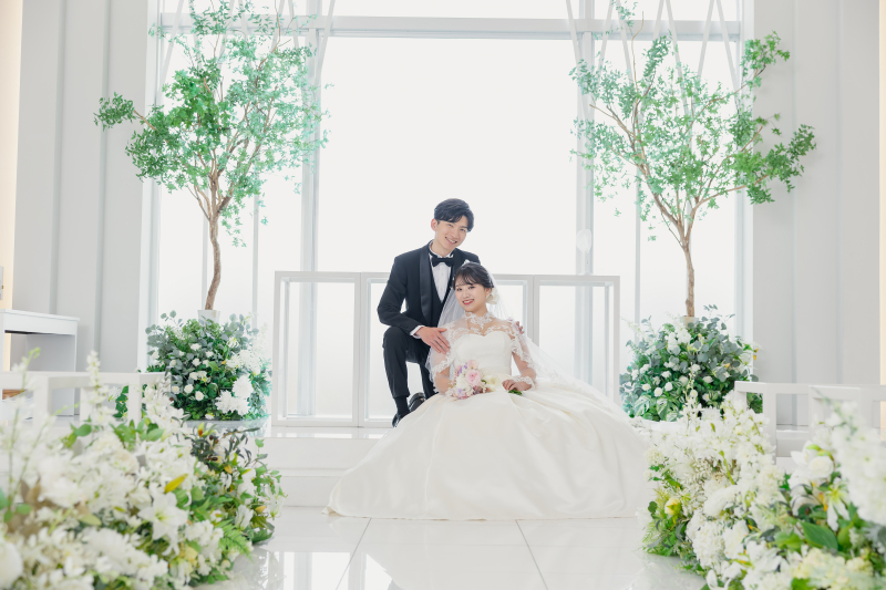 【5~7月撮影限定】チャペル＋花田苑⭐︎写真特急納品・ムービー付き⭐︎&yen;265,000&rarr;180,000円！＊土日祝料金なし