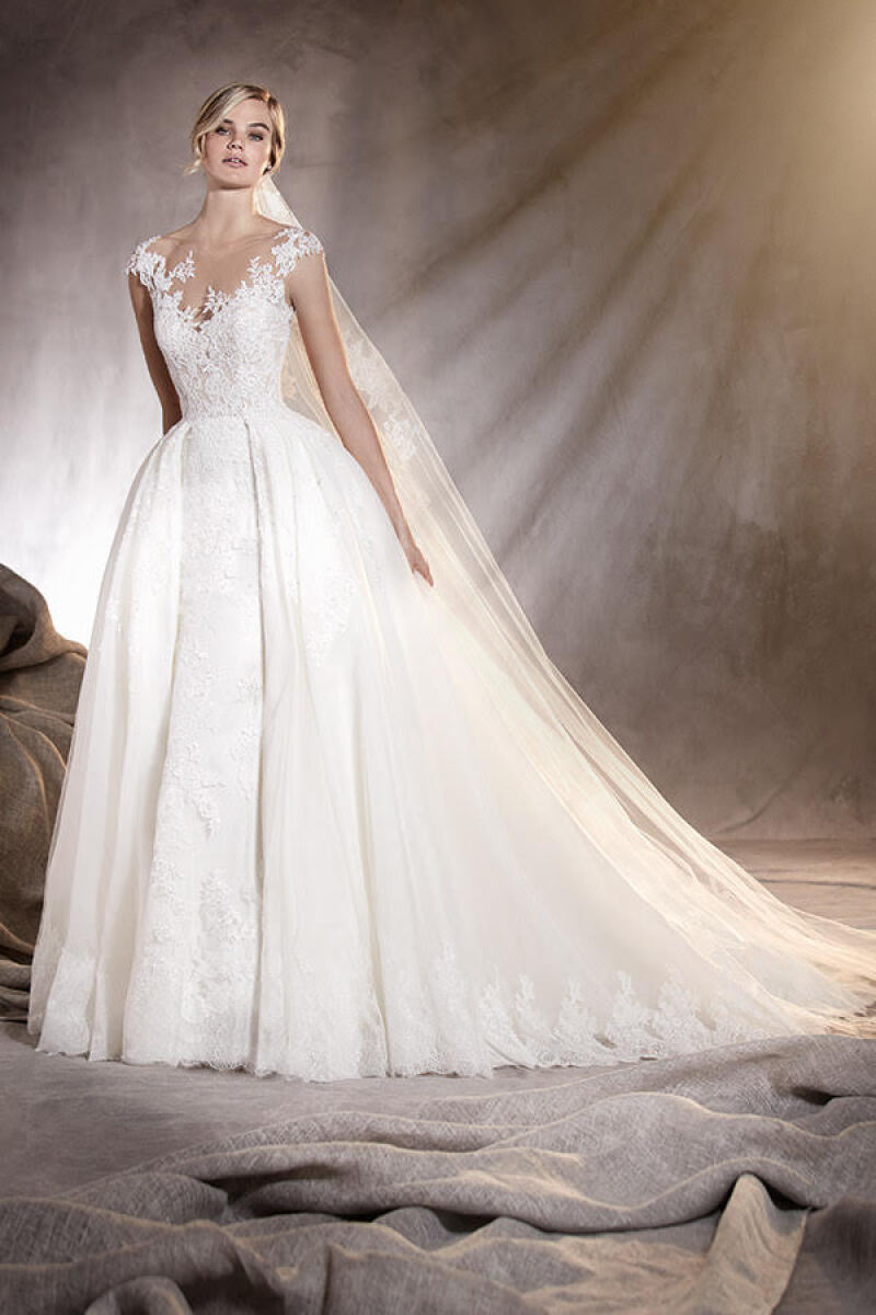 PRONOVIAS