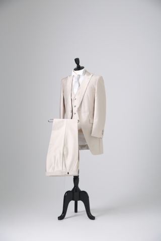 シャンパンゴールド　シルバータイ