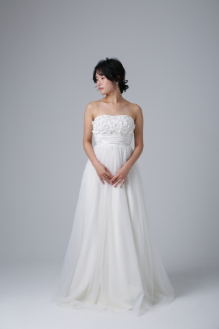 トップス立体花　ギャザーベルト切替