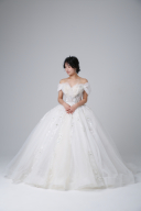 オフショル花刺繍プリンセス