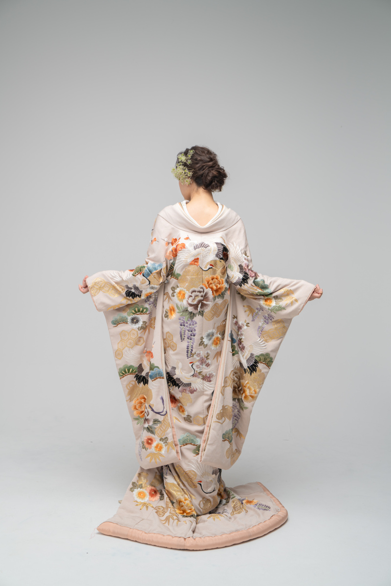 飛翔流水水割付文様