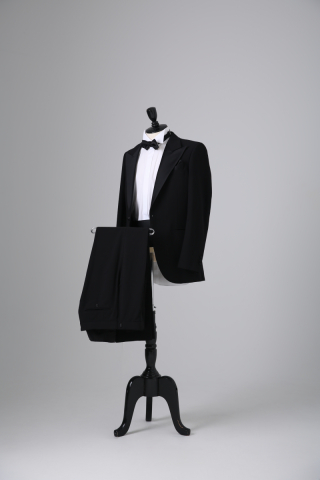 新作黒カマーバンド