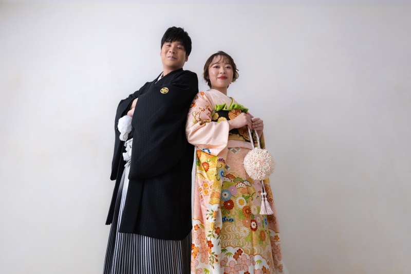 背中合わせショット