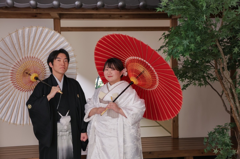 和傘ショットのおふたり