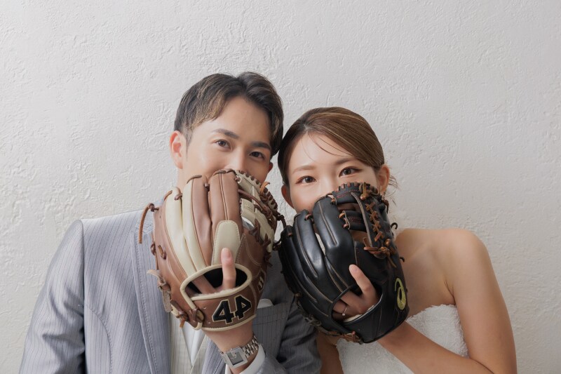 グローブ越しのふたりだけの世界