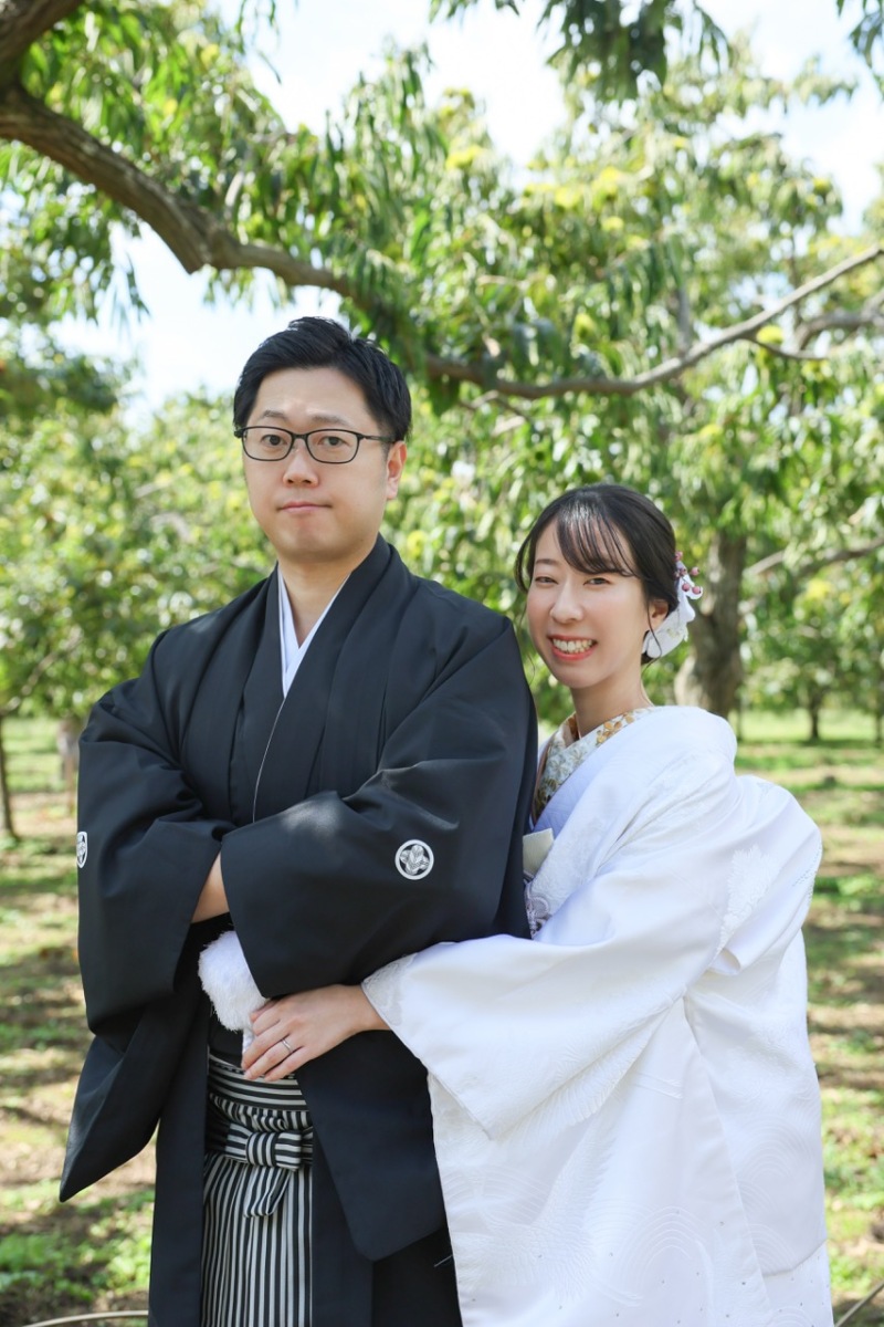 頼れる背中に、やさしく寄り添って