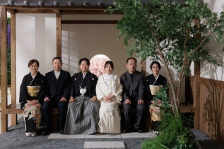 和装で家族で