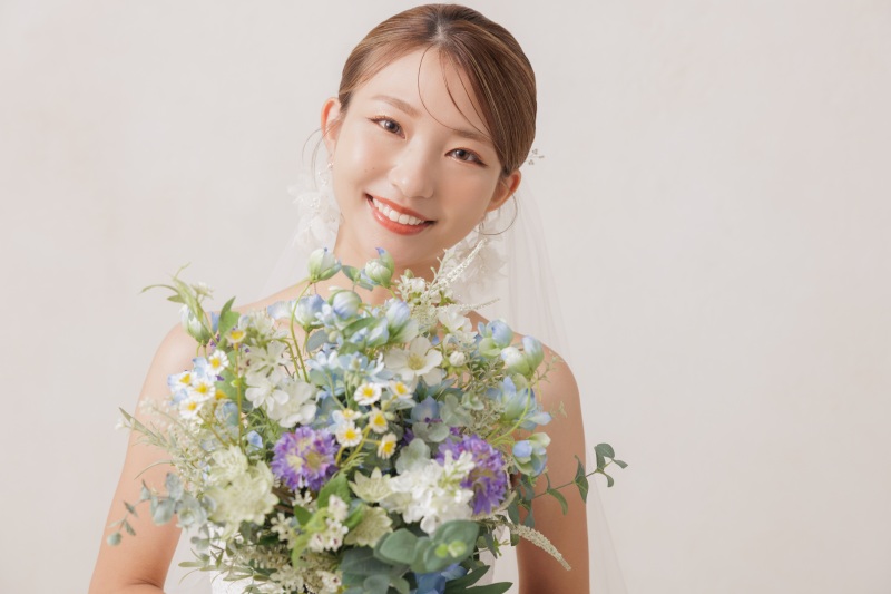 【シンプルに婚礼写真を残す】洋装スタジオ<100カットデータ。美肌補正付き>