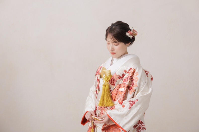 【シンプルに婚礼写真を残す】和装スタジオ<100カットデータ。美肌補正付き>