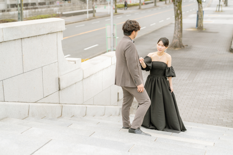 ブラックドレスにお着替えして出発！