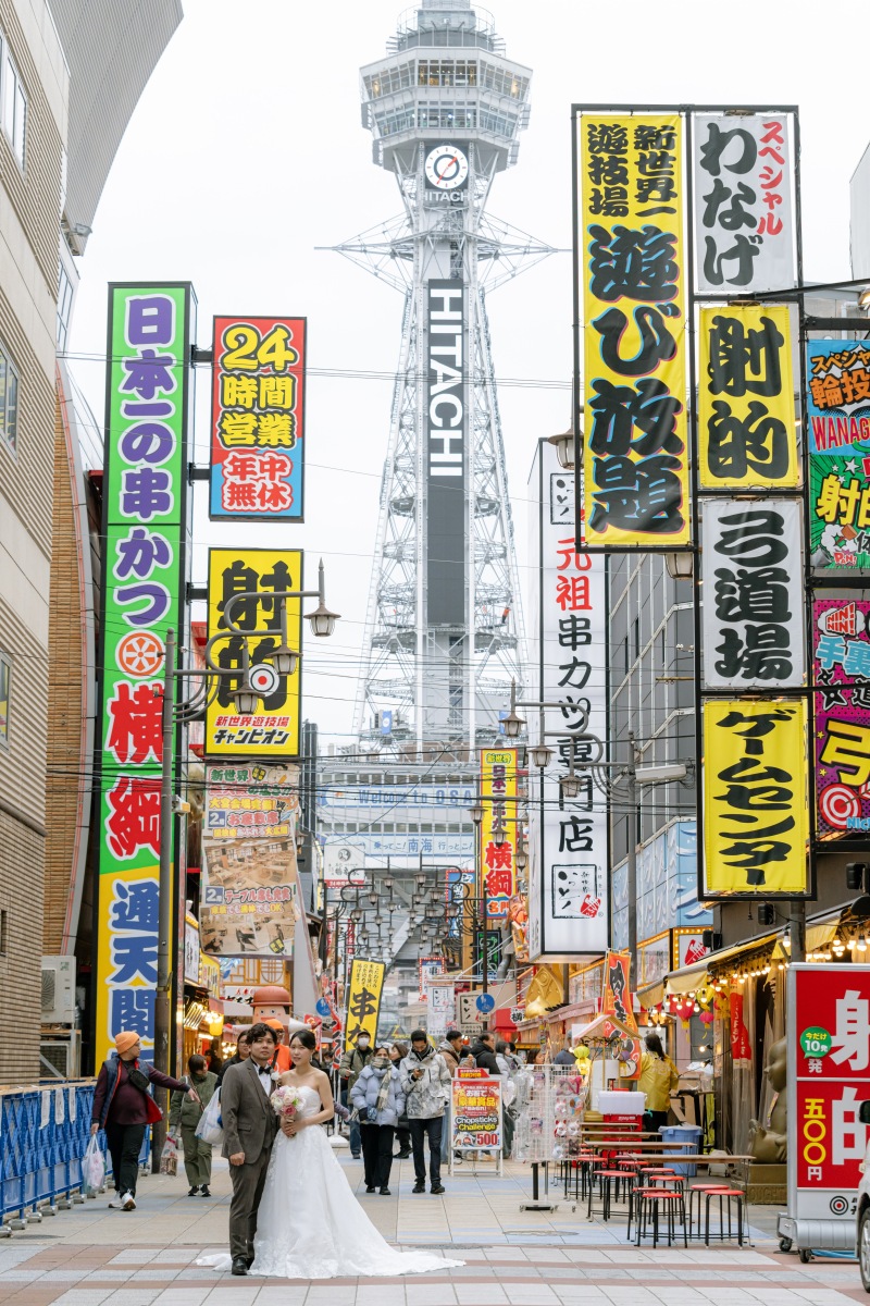 まずは通天閣から撮影スタートです♪