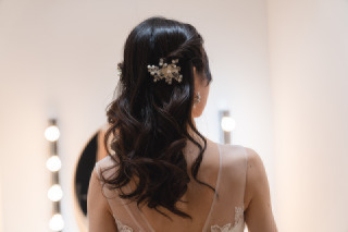 新婦ヘアチェンジ