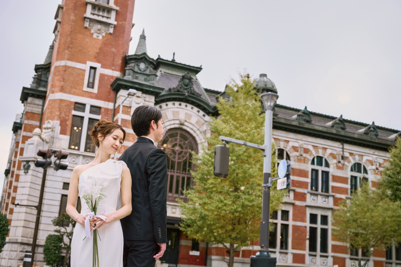 「ロケーションに負けない」そんなドレスを！