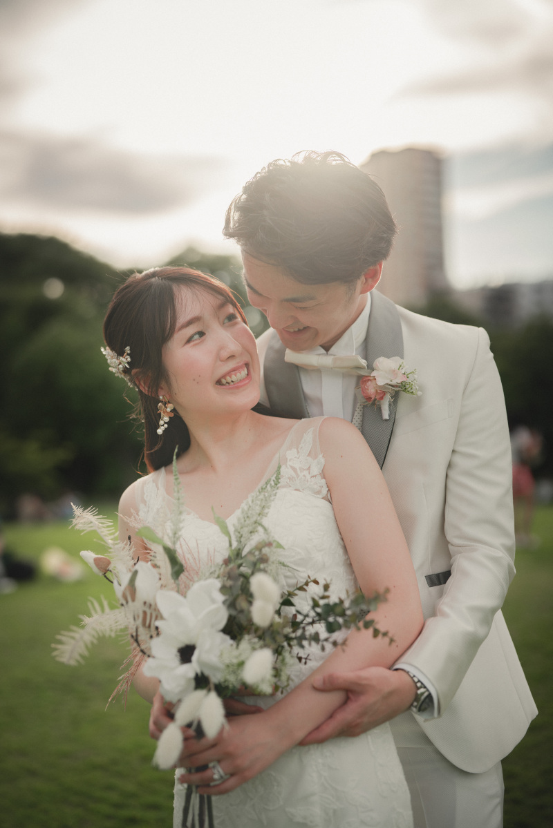 あなたの「一番輝く自分」を丁寧に表現。何気ない瞬間にも潜む魅力を捉え、光の捉え方から表情の柔らかさまで細部にこだわり、最高の姿として写真に残します。時間が経っても心に響く“最高の一枚”をお渡しします。