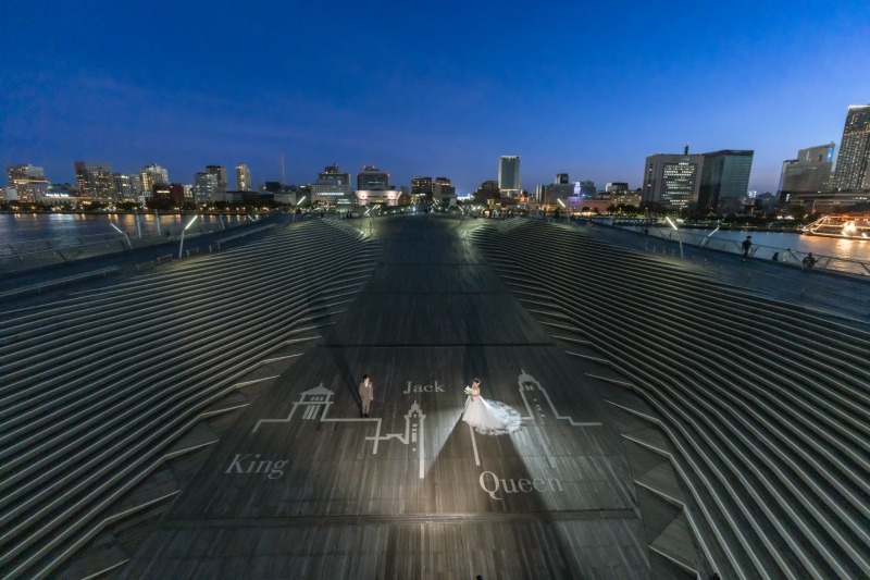 【9・10月平日限定】夕景orナイトが選べる大さん橋＆横浜ストリートフォト◉通常239,250円⇨97,350円