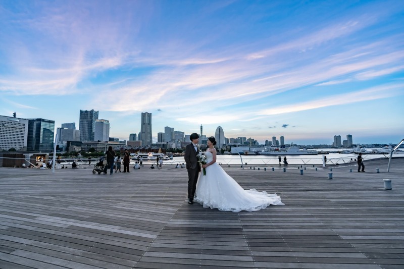 【9・10月平日限定】夕景orナイトが選べる大さん橋＆横浜ストリートフォト◉通常239,250円⇨97,350円