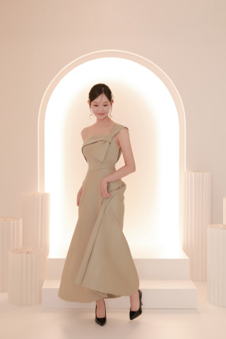 CD_017　ルネアンバランスドレス