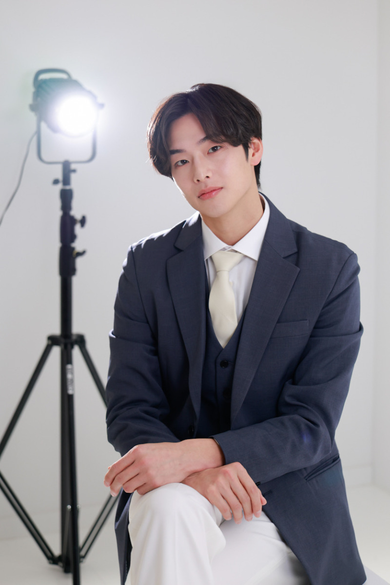 グレー&times;ホワイト