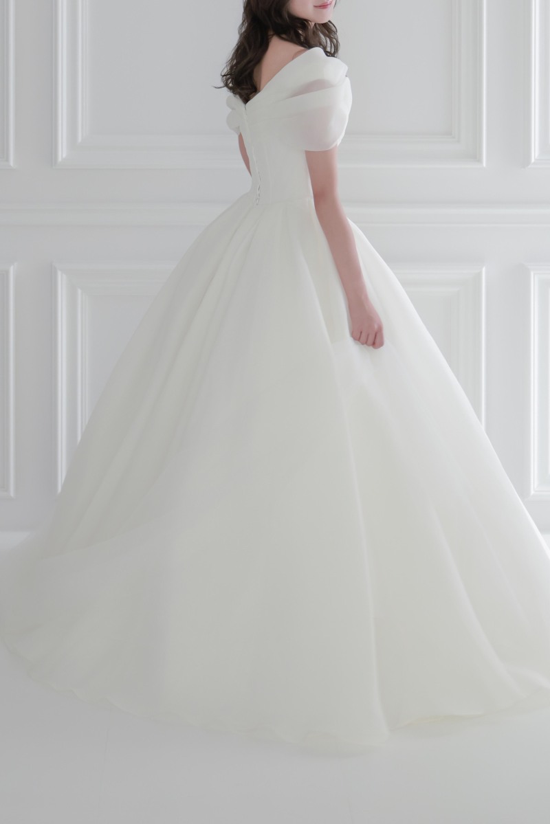 WD_029 カベルオフショルダードレス