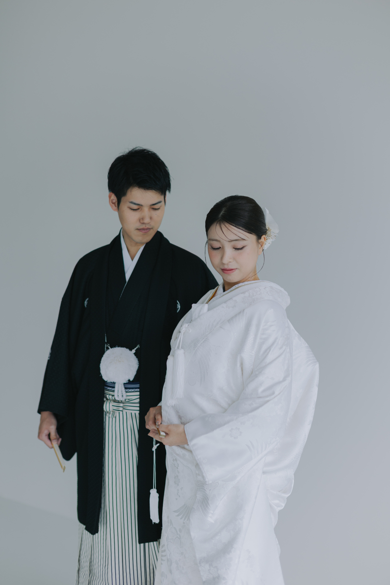凛とした美しさが際立つ和装ショット