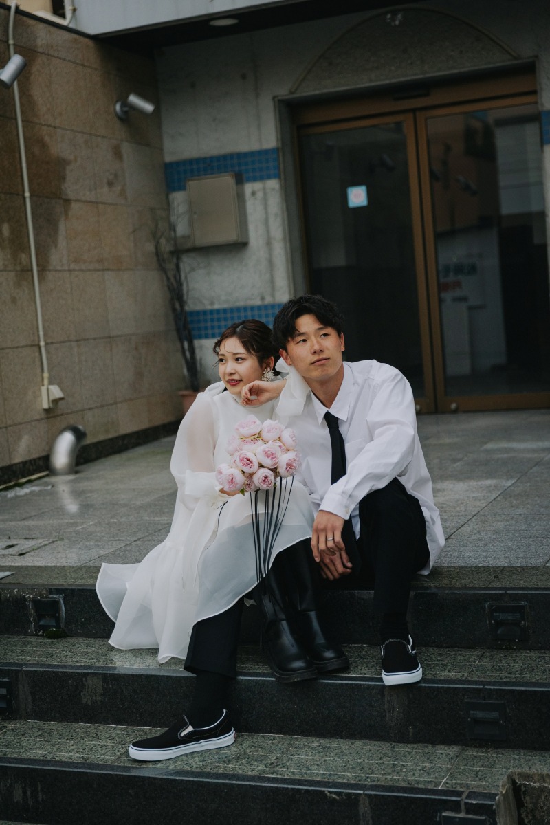 レトロな街並みで座って休憩