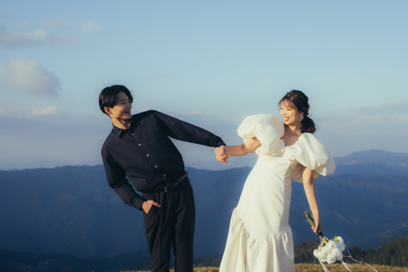 自然体な表情で