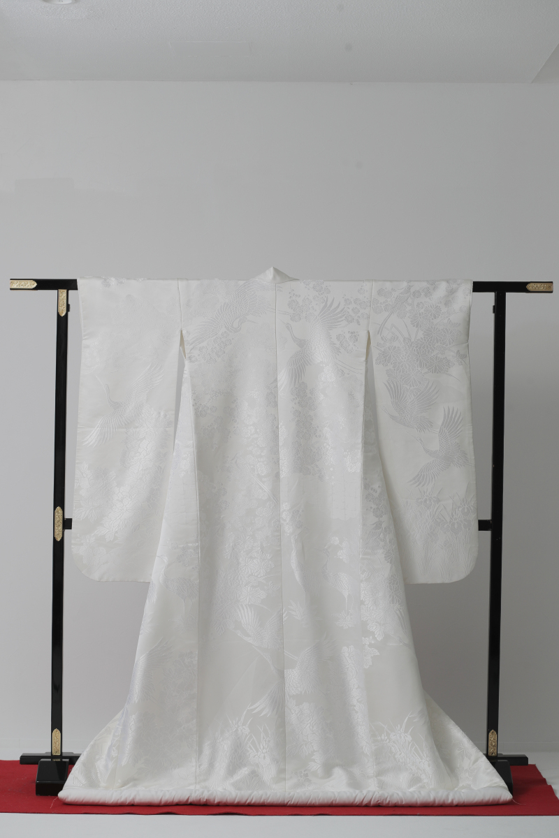 白無垢(スタジオモフ保有)